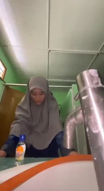 santriwati penurut sama pengurus malah di manffatin