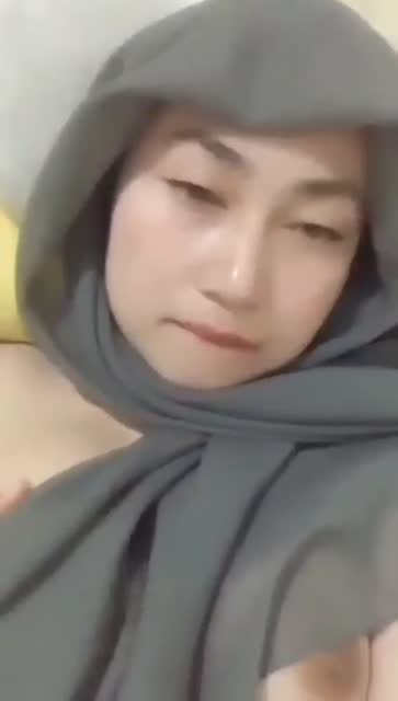 ukthy cantik dikira polos ternyata hyper