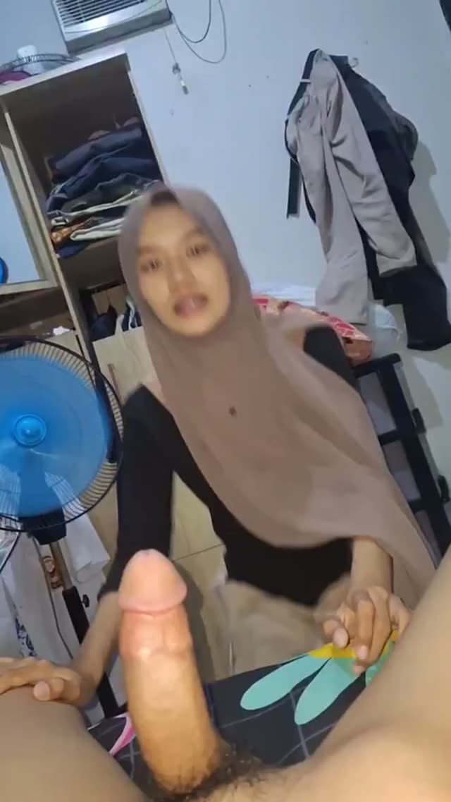 ngajarin adek tiri caranya muasin