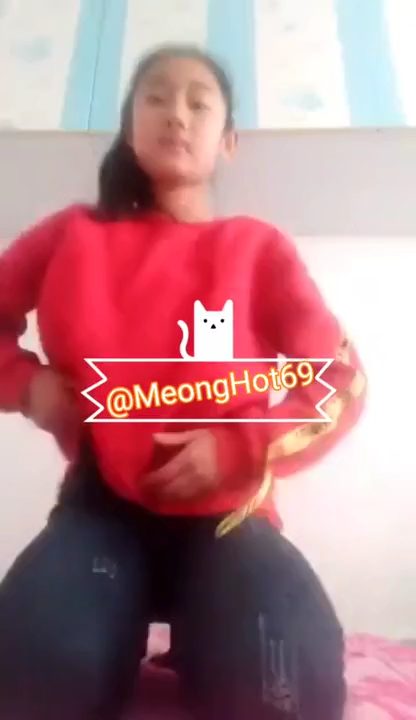 masih sempit polos baru tumbuh udah pamer pamerin aja