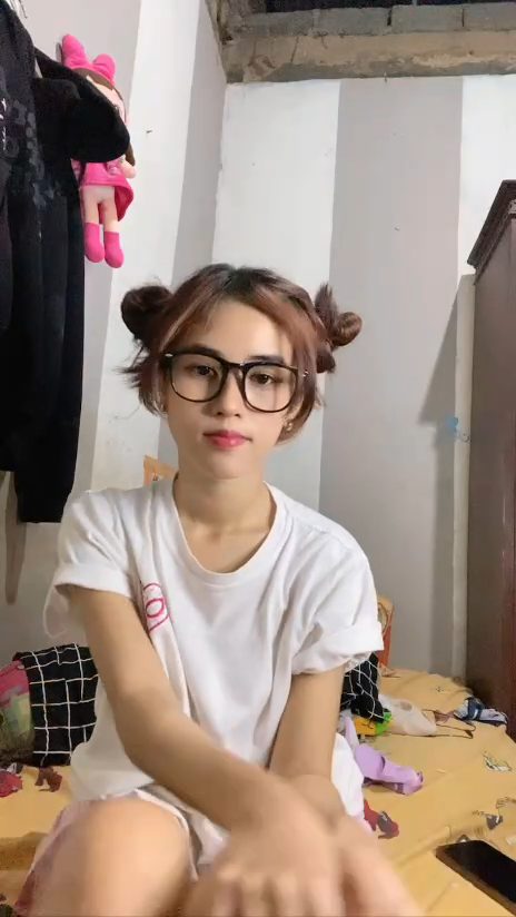 sicantik pamerin tetewnya