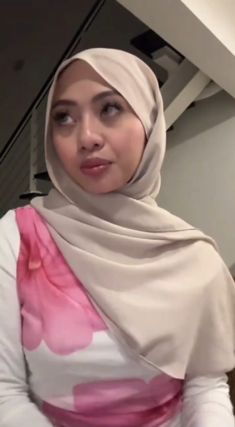 seleb jilbab malay dikira polos pas vidnya kesebar nalahhhhh